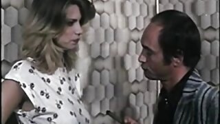 Η μασκοφόρος ευρωζυγός μου πιπιλίζει